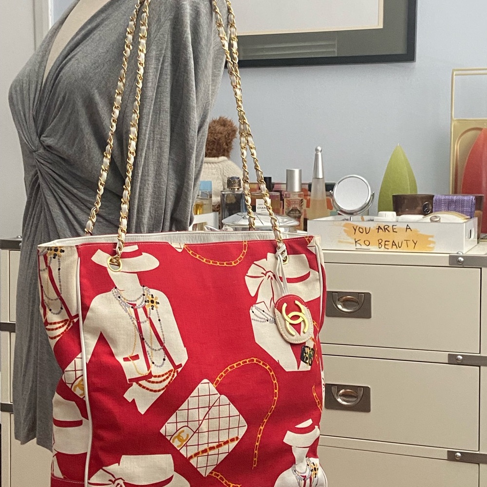 CHANEL Canvas Supermodel print tote